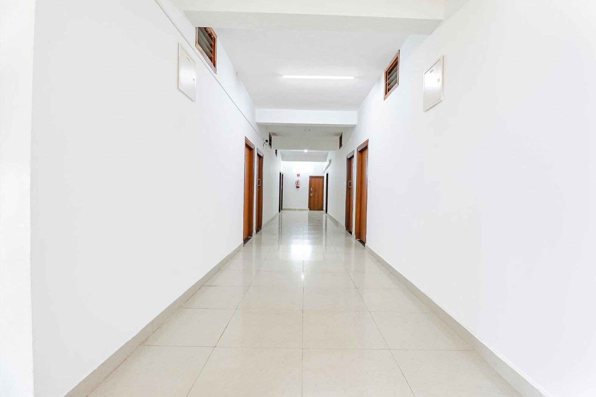 Fabhotel Raj Residency - 1Km From Madikeri Fort Esterno foto
