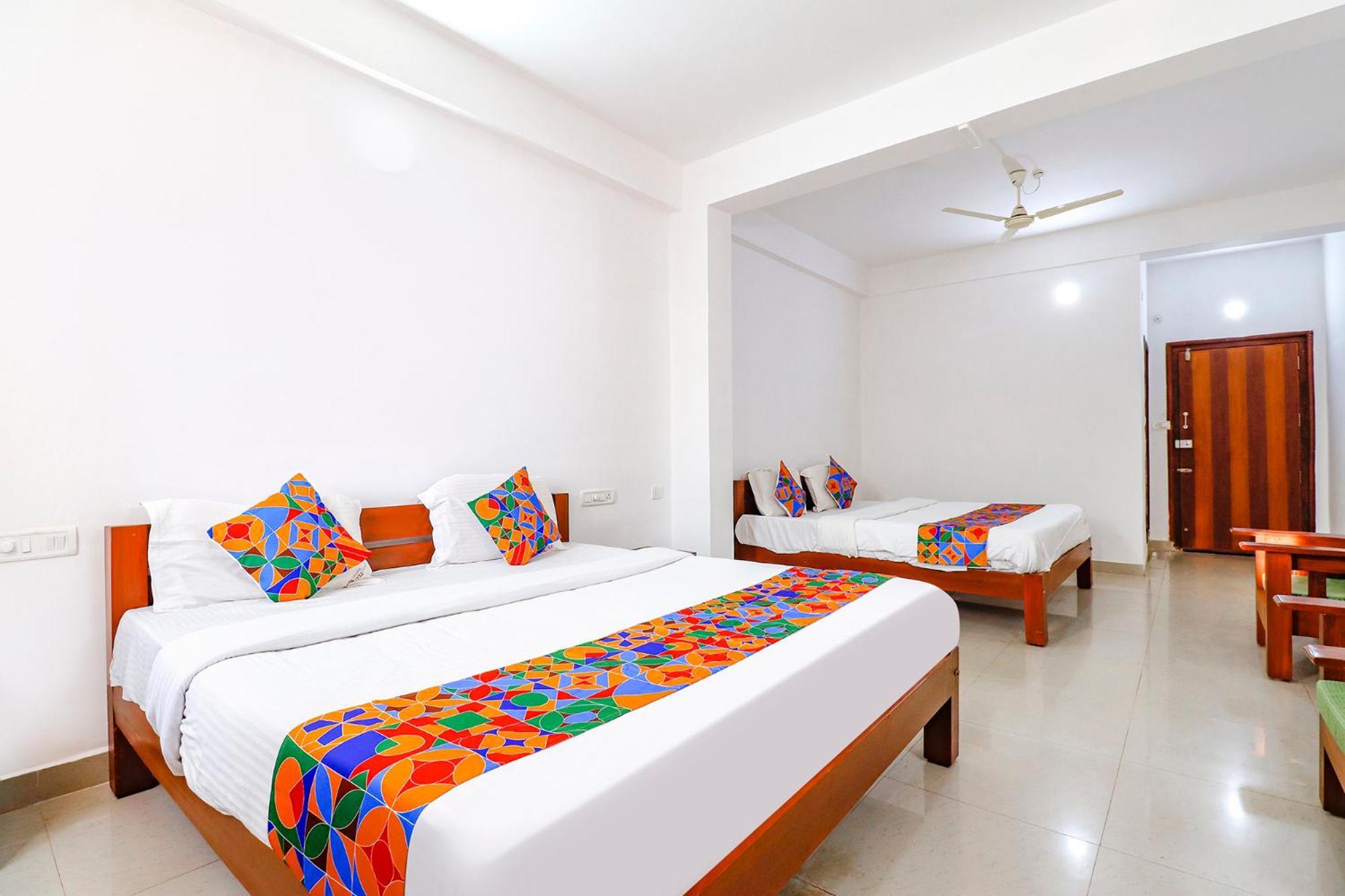 Fabhotel Raj Residency - 1Km From Madikeri Fort Esterno foto
