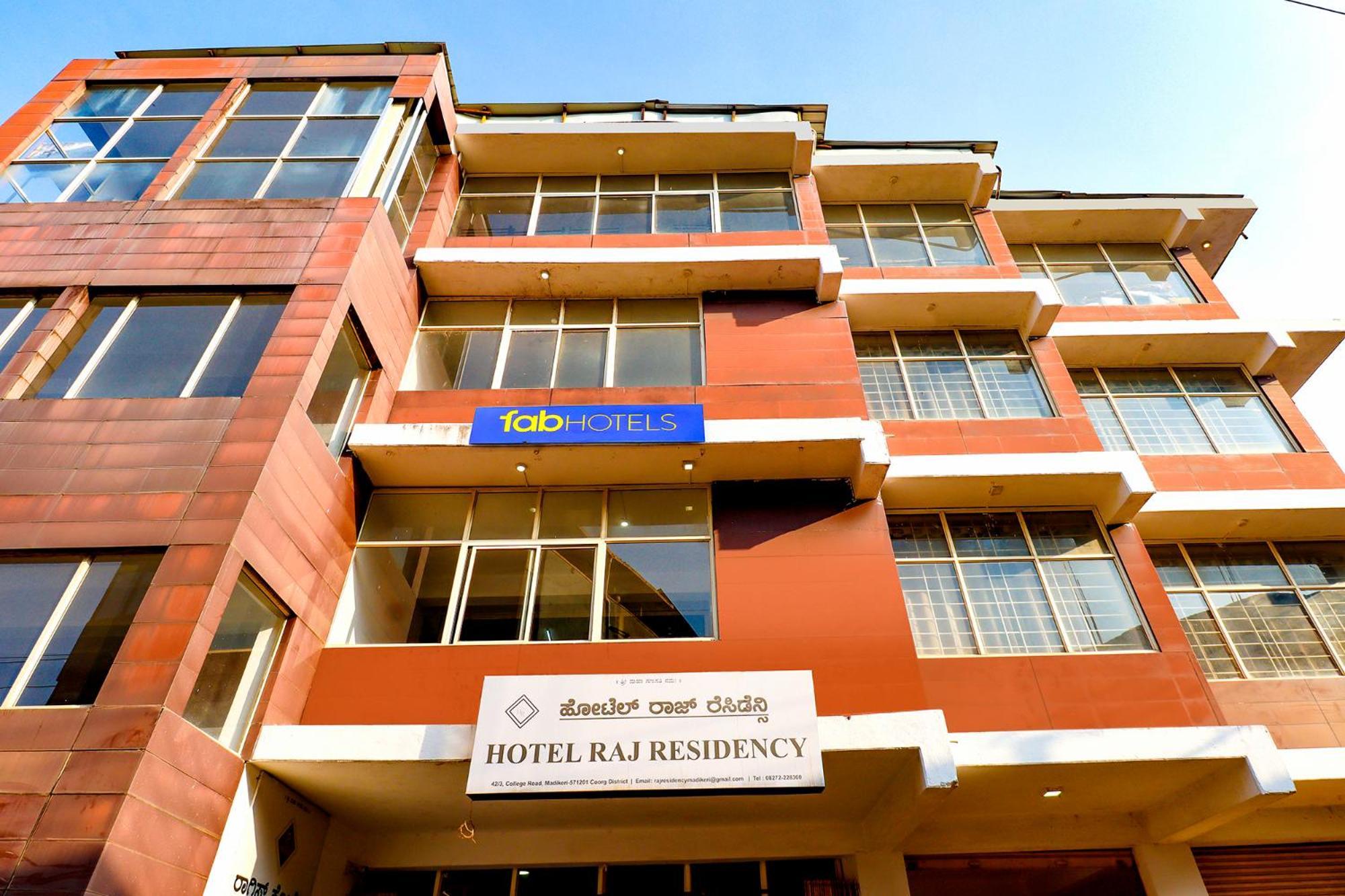 Fabhotel Raj Residency - 1Km From Madikeri Fort Esterno foto